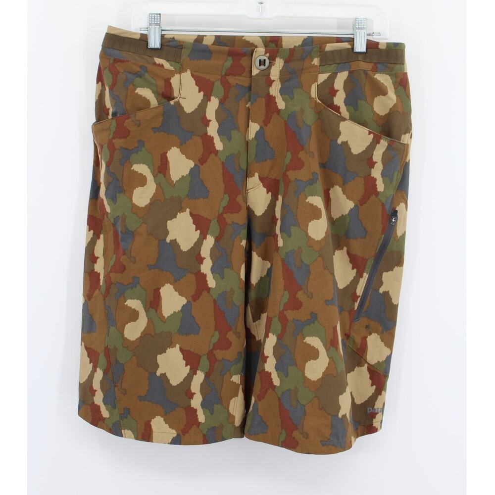 Patagonia Men Size 33 All Wear Shorts Camo 12" inseam